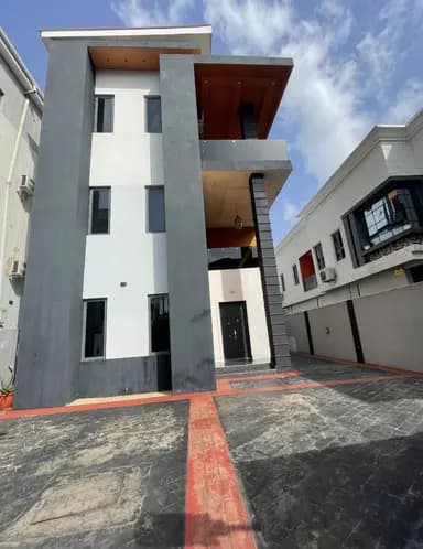 Luxury 3 Bed Ikeja GRA House, near Int'l Airport — 3-bedroom house in Lagos, Lagos — photo 1 of 10 (Dwelns)