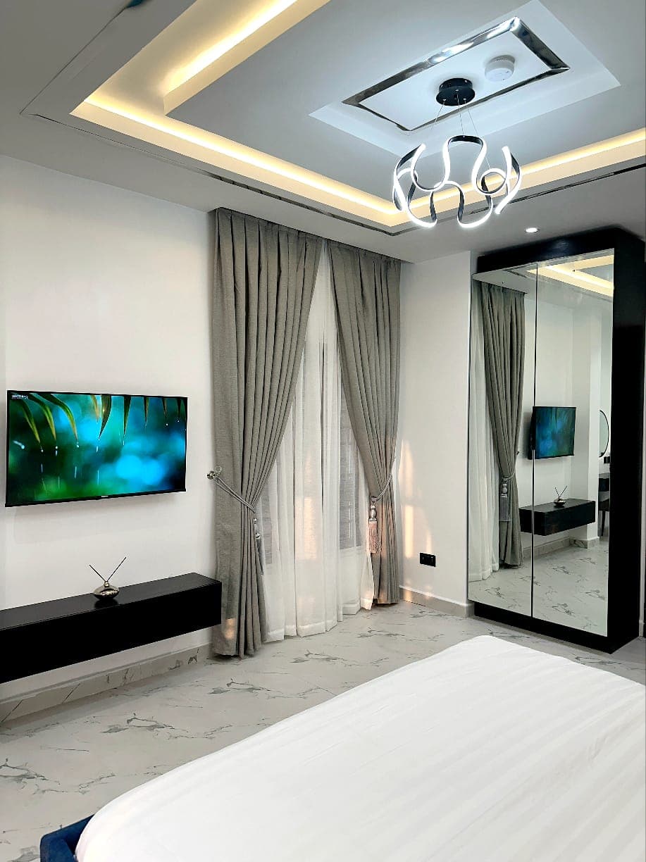 Stunning 2 Bedroom Apartment in Ikate lekki — 2-bedroom apartment in Ikate ,, Lagos — photo 3 of 5 (Dwelns)