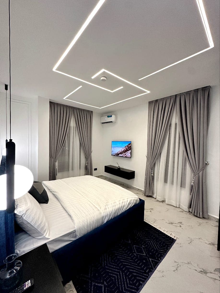 Stunning 2 Bedroom Apartment in Ikate lekki — 2-bedroom apartment in Ikate ,, Lagos — photo 2 of 5 (Dwelns)
