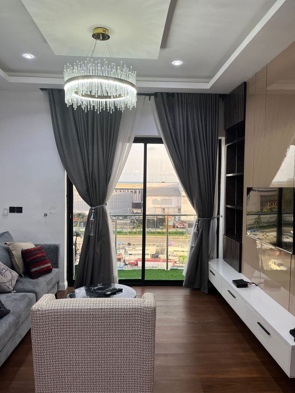 Luxurious 2 Bedroom Apartment — 2-bedroom apartment in Lagos, Lagos — photo 1 of 10 (Dwelns)