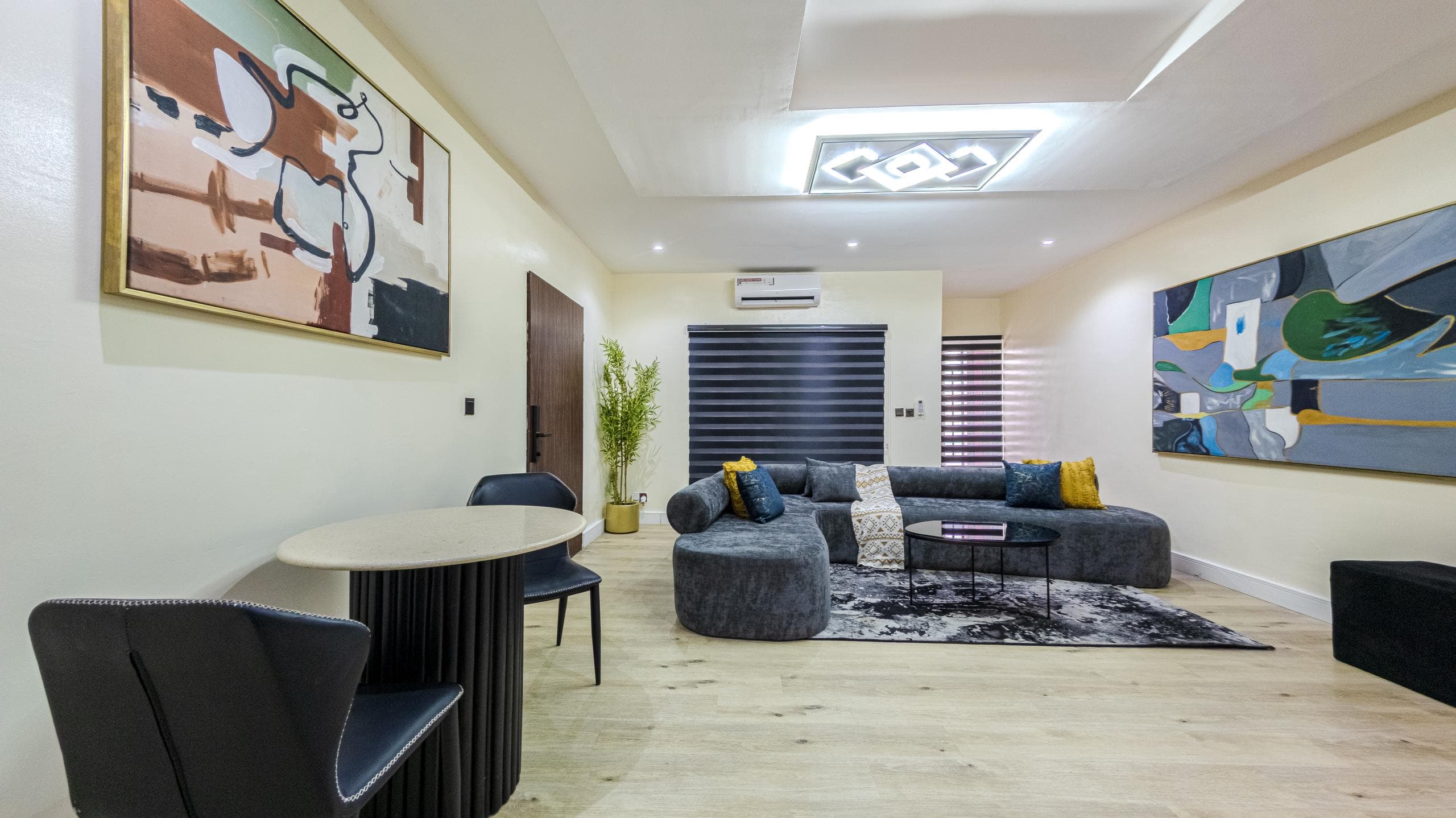 Spacious 1 bedroom apartment — 1-bedroom apartment in Lekki, Lagos — photo 2 of 5 (Dwelns)
