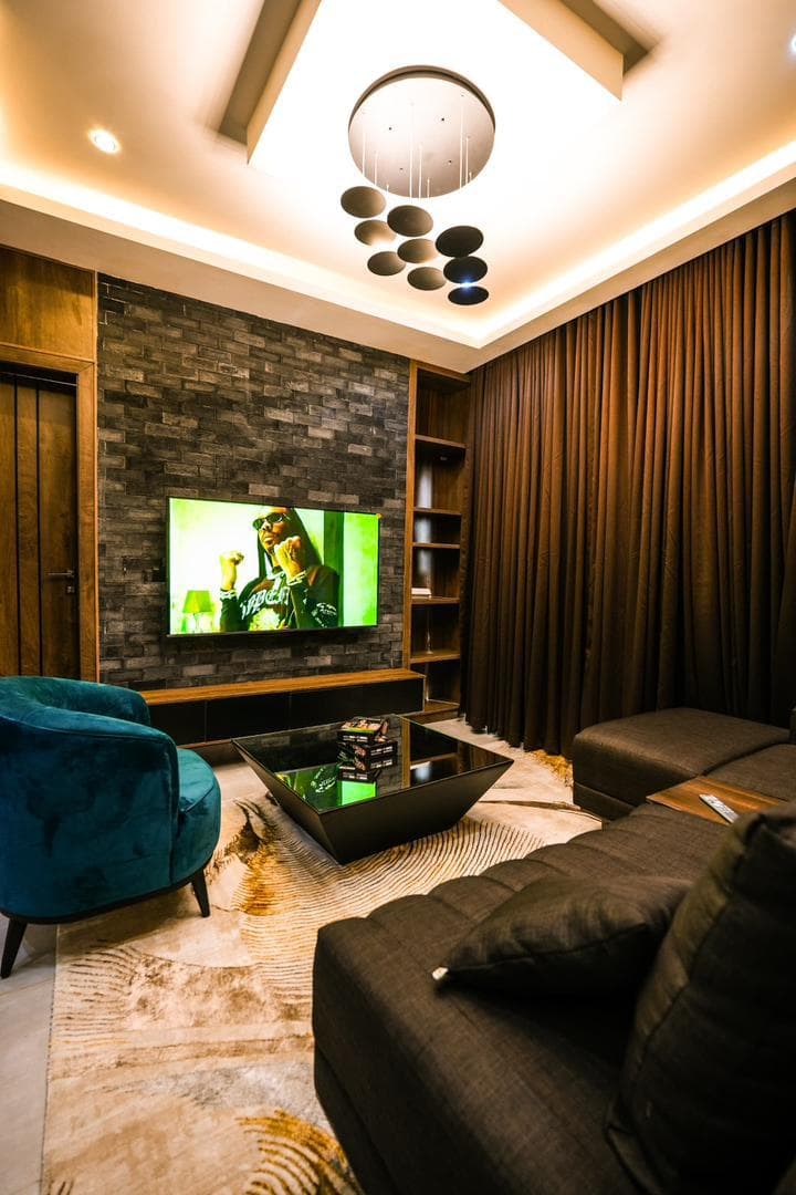 Luxurious 2 Bedroom Apartment — 2-bedroom apartment in Lagos, Lagos — photo 3 of 10 (Dwelns)