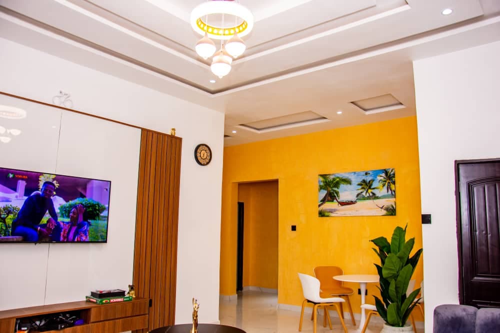 Nifewat apartment Oxford two bedroom suite — 2-bedroom apartment in Abuja, FCT — photo 4 of 9 (Dwelns)