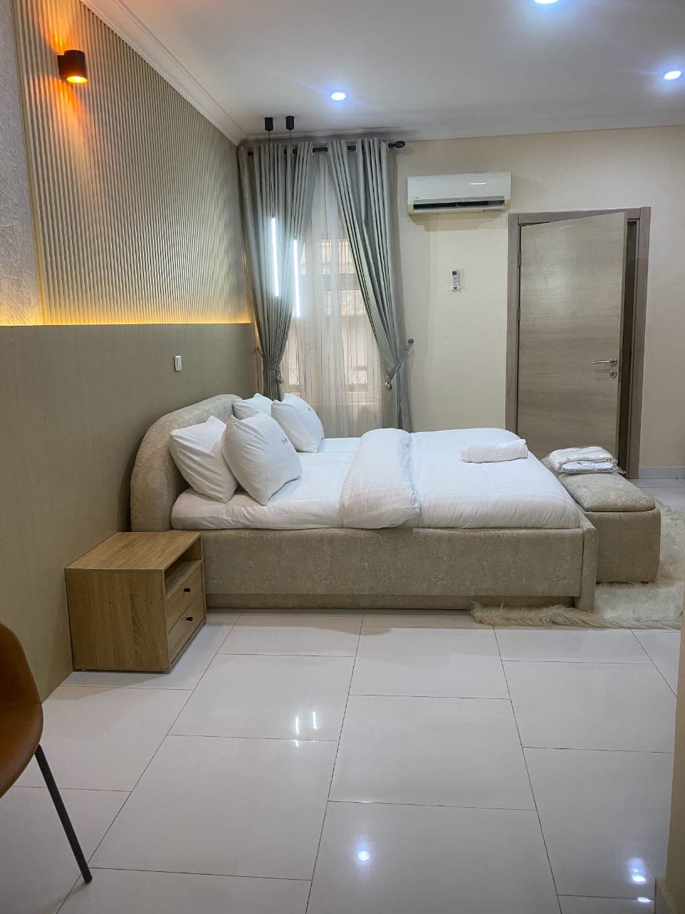 Luxury Spacious 3 Bedroom Duplex — 3-bedroom apartment in Victoria Island, Lagos — photo 5 of 5 (Dwelns)