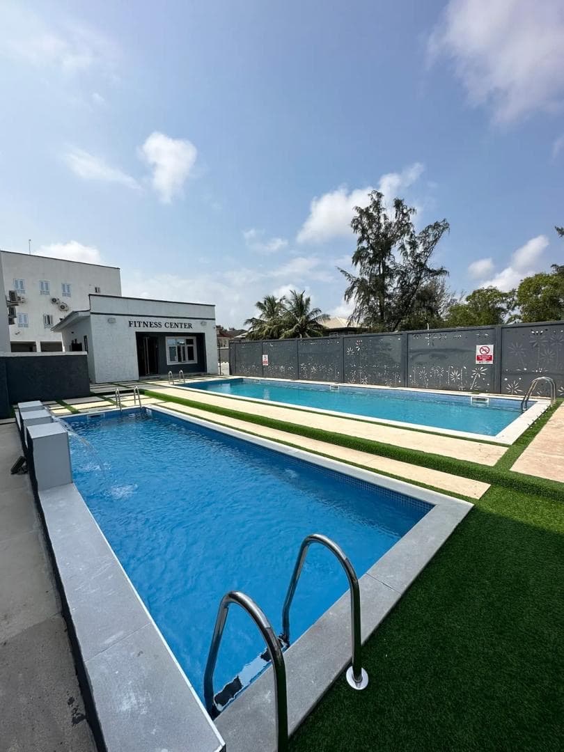 4-bedroom Terrace Duplex with pool — 4-bedroom house in Ikota, Lagos — photo 2 of 5 (Dwelns)