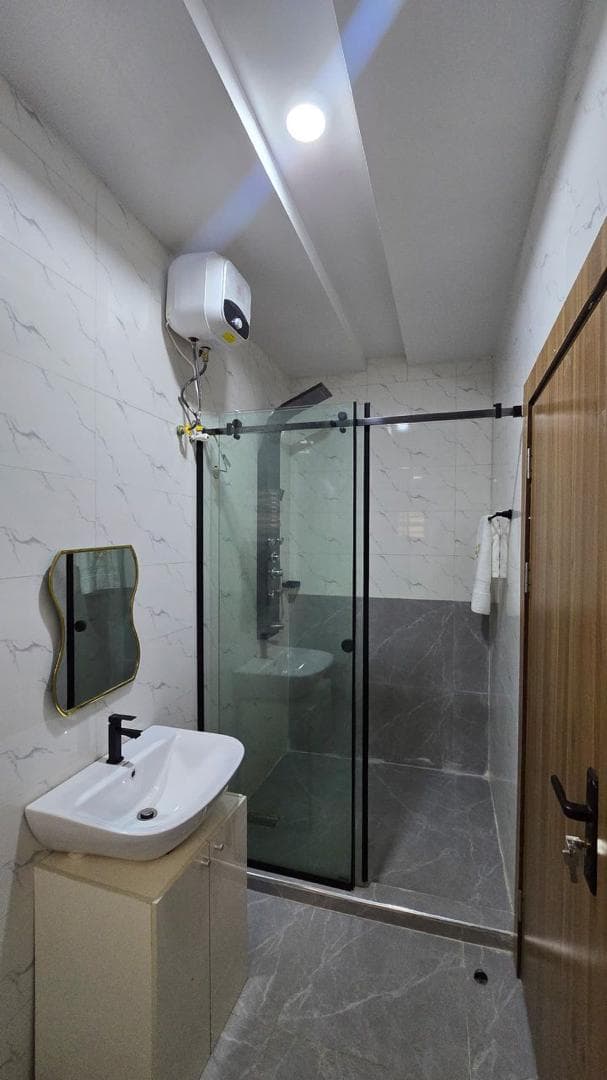 Mekman  Luxury Apartment 3-Bedroom — 3-bedroom apartment in Ibadan, Oyo — photo 5 of 8 (Dwelns)