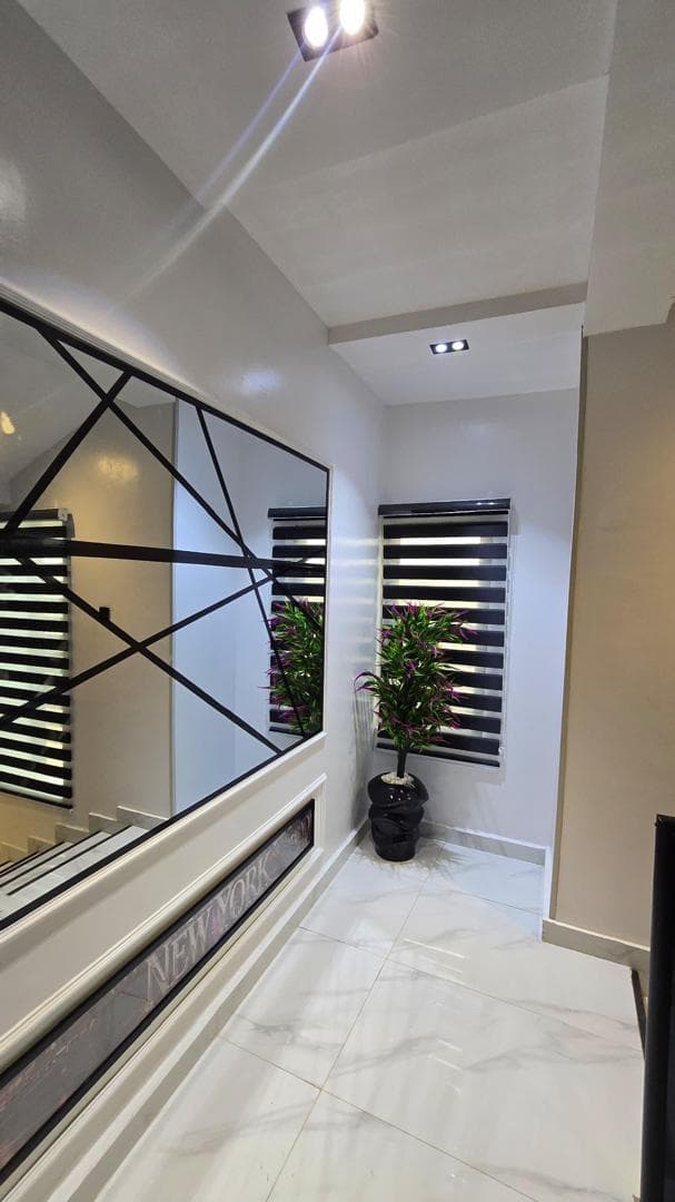 Mekman  Luxury Apartment 3-Bedroom — 3-bedroom apartment in Ibadan, Oyo — photo 2 of 8 (Dwelns)