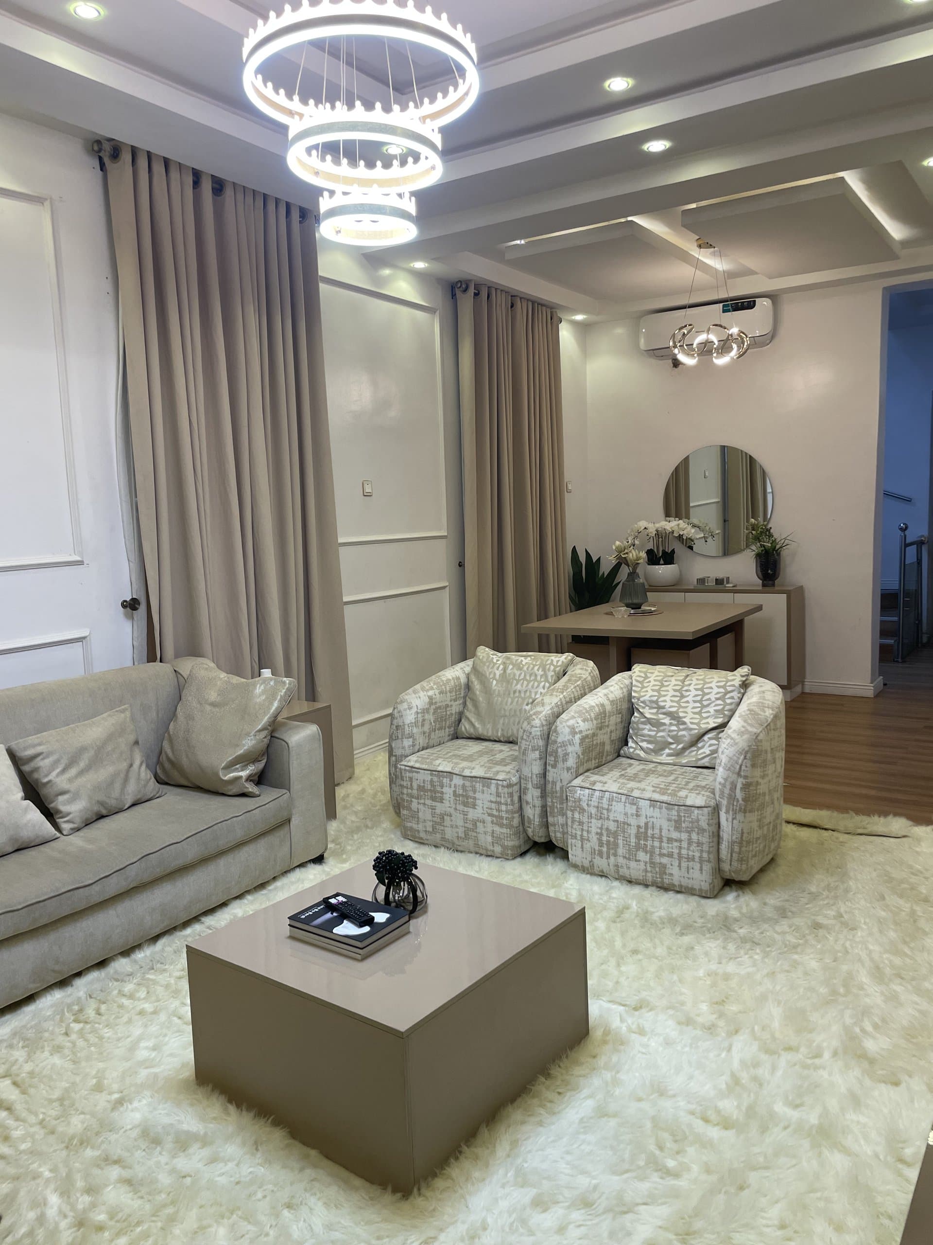 Luxury 4- Bed Ikeja GRA House, near Int'l Airport. — 4-bedroom villa in Ikeja, Lagos — photo 3 of 5 (Dwelns)