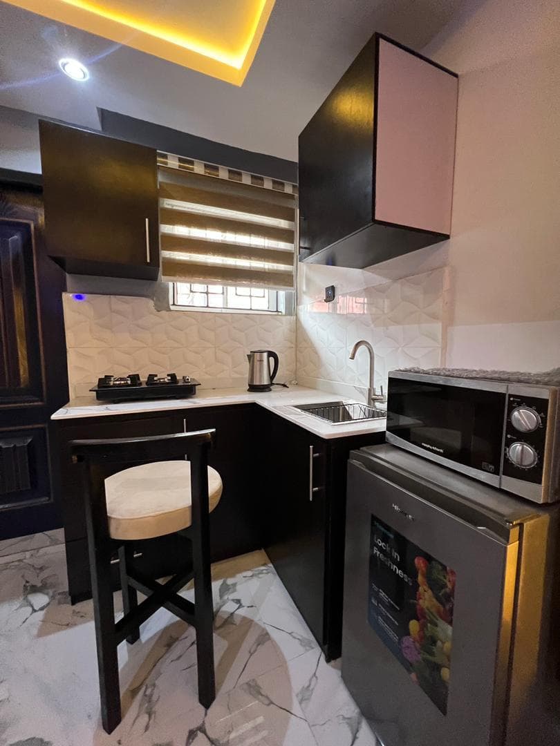 Self Contain Apartment in Shomolu Lagos — 1-bedroom apartment in Lagos, Lagos — photo 2 of 5 (Dwelns)