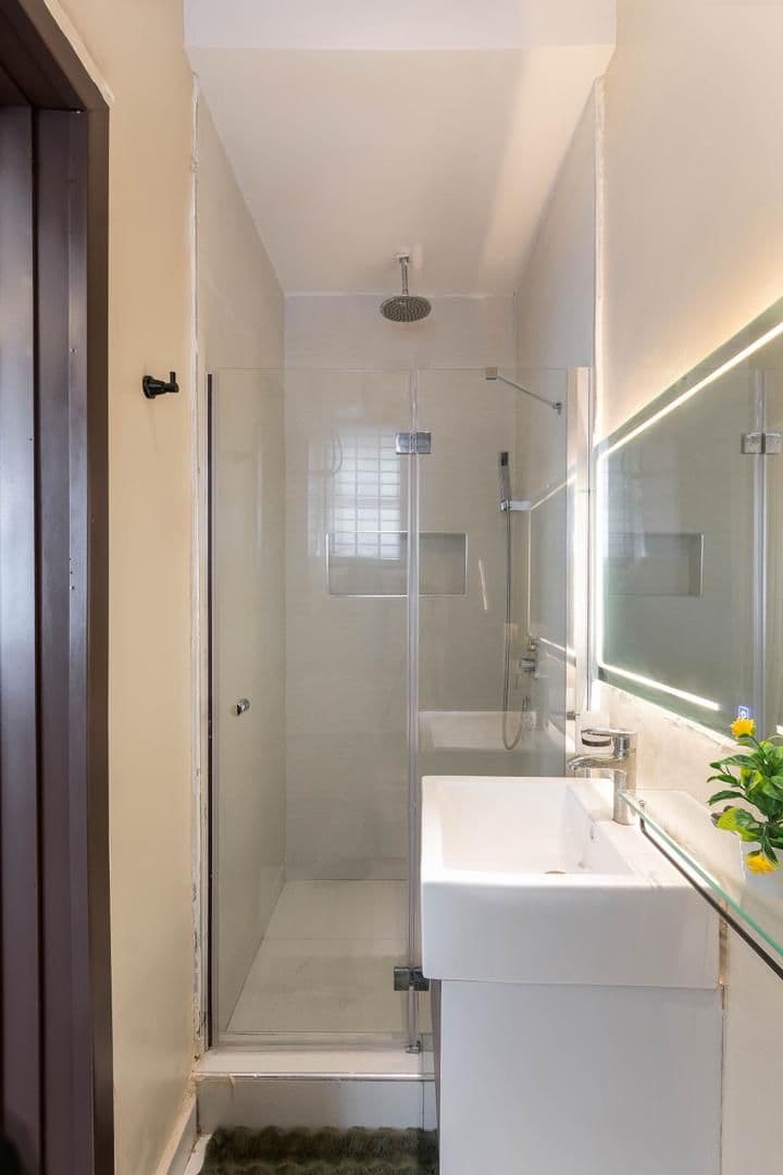 3-Bedroom Waterfront Apartment | Lekki Phase 1 — 1-bedroom apartment in Lekki, Lagos — photo 5 of 5 (Dwelns)