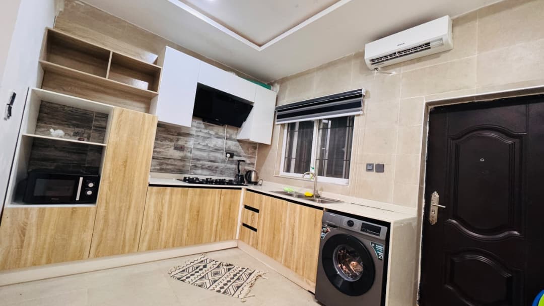 Applewood 3 Bedroom — 3-bedroom apartment in Lagos, Lagos — photo 12 of 14 (Dwelns)