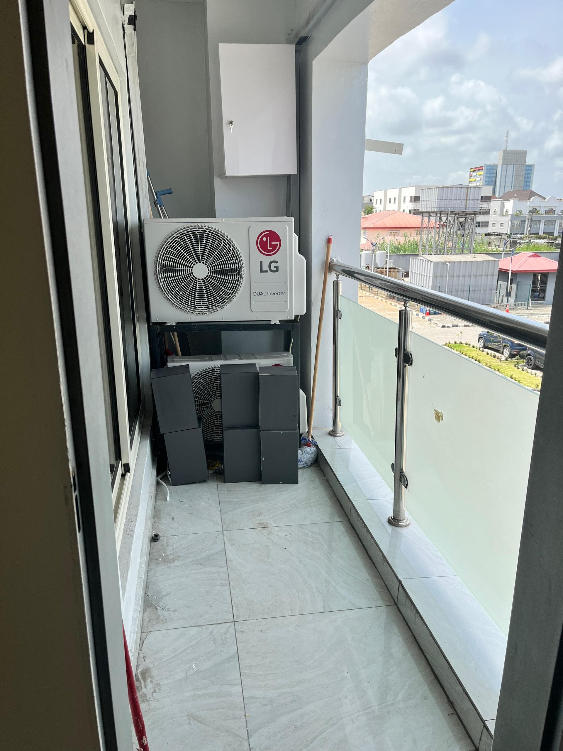 Spacious 1 bedroom apartment — 1-bedroom apartment in Lekki, Lagos — photo 3 of 5 (Dwelns)