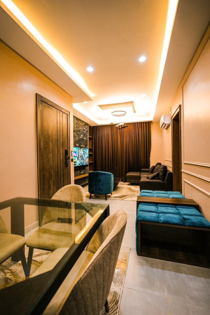 Luxurious 2 Bedroom Apartment — 2-bedroom apartment in Lagos, Lagos — photo 2 of 10 (Dwelns)