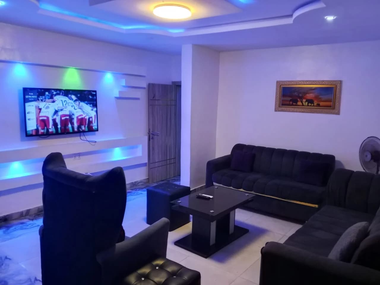 Manchester United Executive Luxury Suites — 1-bedroom apartment in Kosofe, Lagos — photo 6 of 6 (Dwelns)