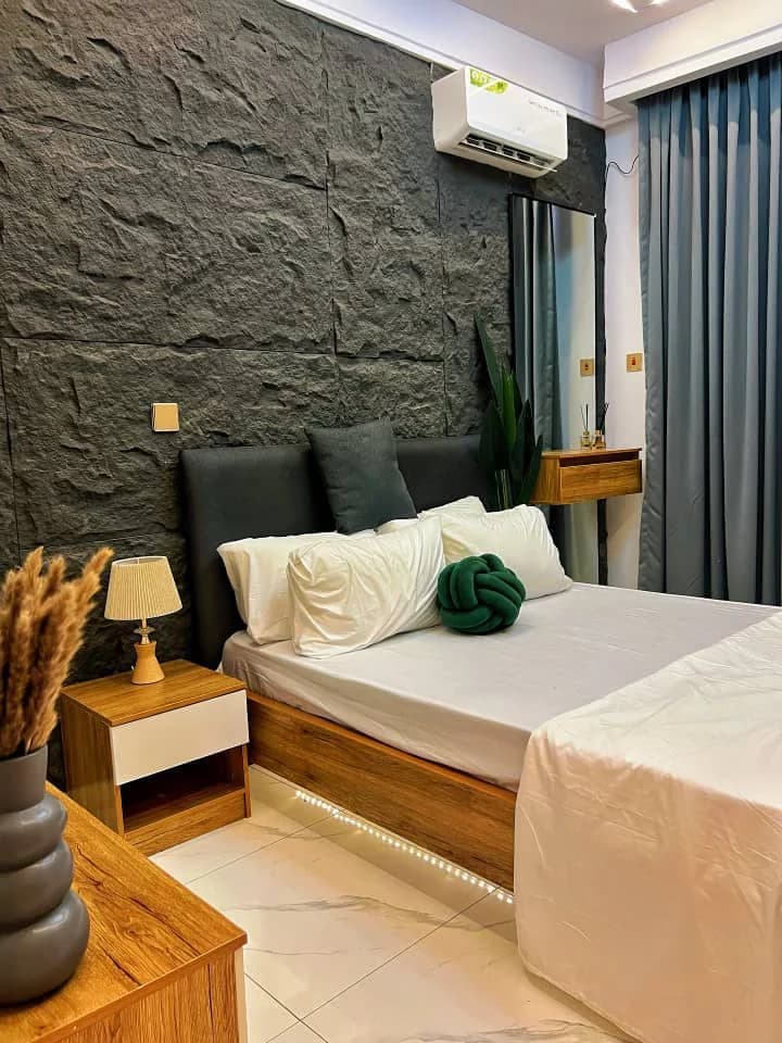 The Nook Stylish Studio Apartment in Surulere (E3) — 1-bedroom apartment in Surulere, Lagos — photo 1 of 7 (Dwelns)