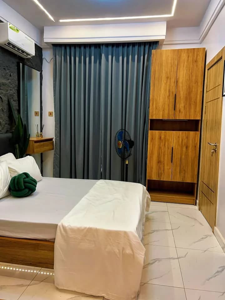 The Nook Stylish Studio Apartment in Surulere (E3) — 1-bedroom apartment in Surulere, Lagos — photo 3 of 7 (Dwelns)