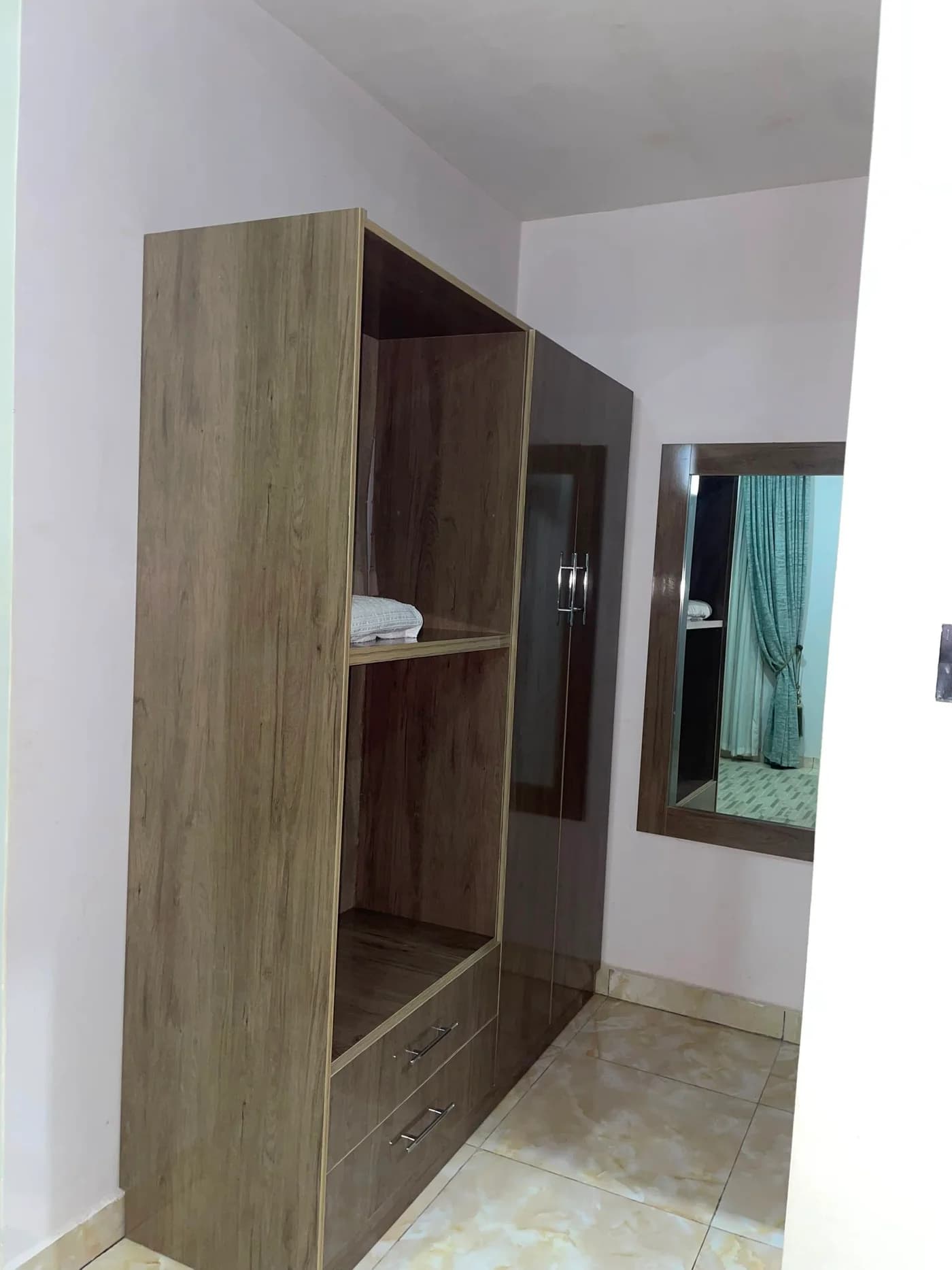 2-Bedroom Service Apartment in Gwarinpa, Abuja | 24/7 Power — 2-bedroom apartment in Abuja, FCT — photo 10 of 10 (Dwelns)