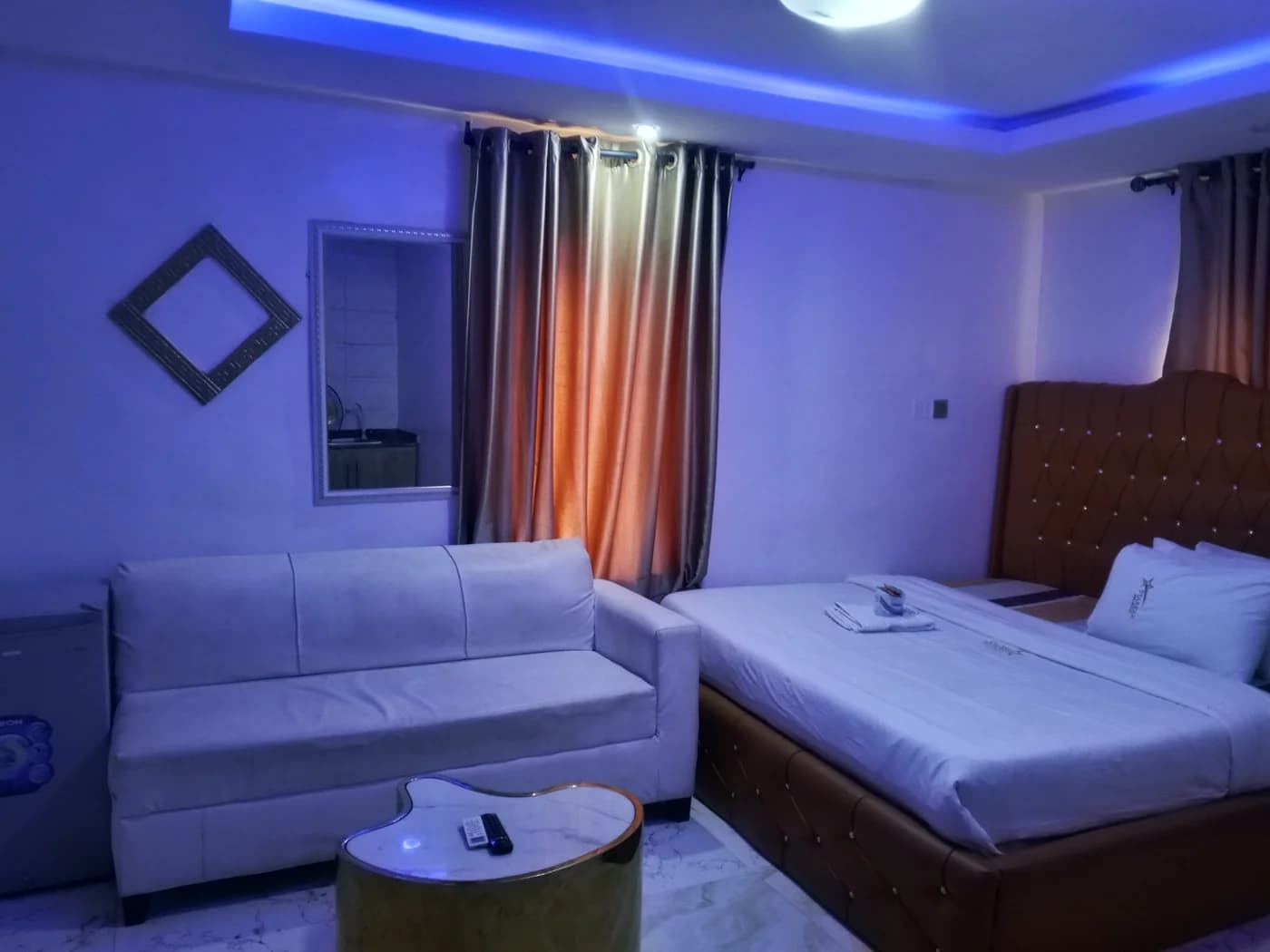 Studio Roma Deluxe suites — 1-bedroom apartment in Kosofe, Lagos — photo 3 of 5 (Dwelns)