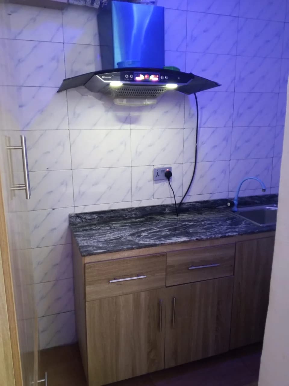 Studio Deluxe suites Napoli — 1-bedroom apartment in Alimosho, Lagos — photo 4 of 5 (Dwelns)