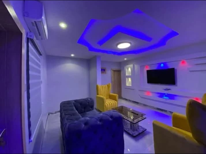 Liverpool Executive Luxury Suites — 1-bedroom apartment in Kosofe, Lagos — photo 2 of 5 (Dwelns)